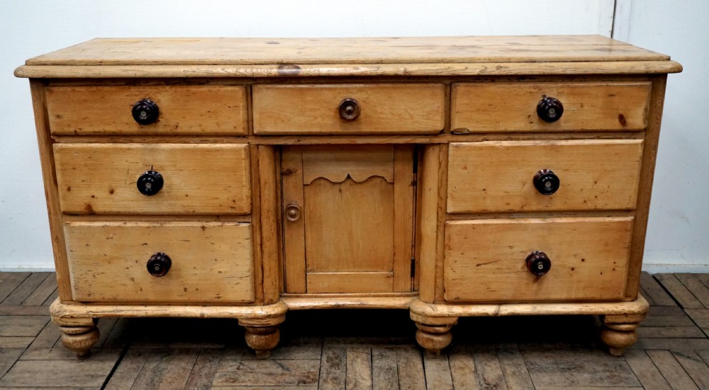 A good honest Victorian pine base