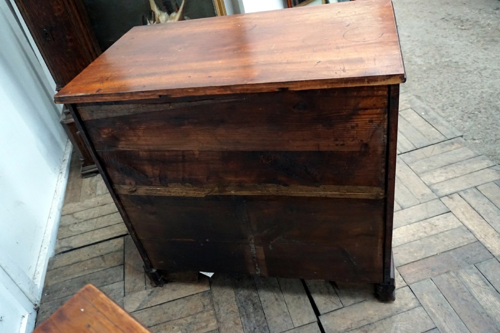 A good pair of Victorian mahogany small chests of drawers View VIII
