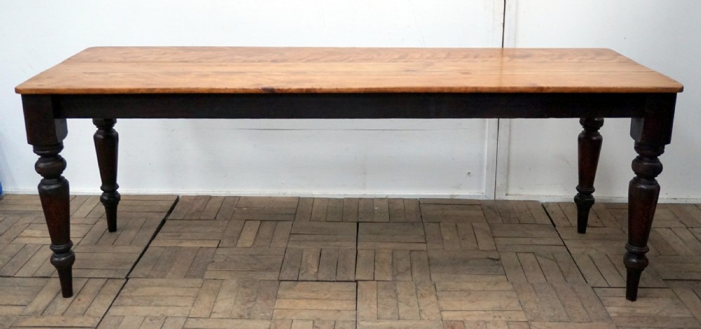 A good Victorian country farmhouse table 