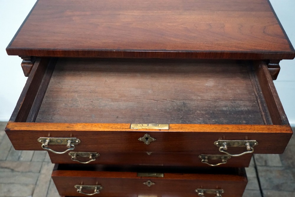 An immaculate Victorian walnut chest of drawers View IV
