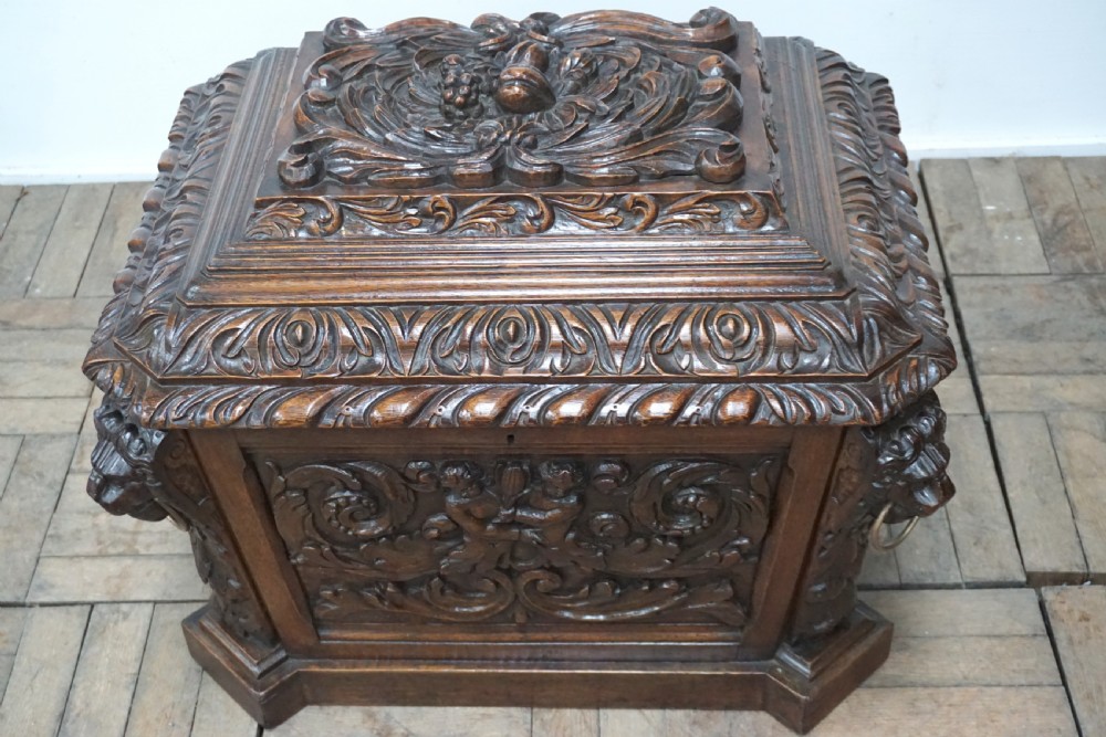 A god rare Victorian 12 bottle cellarette View III