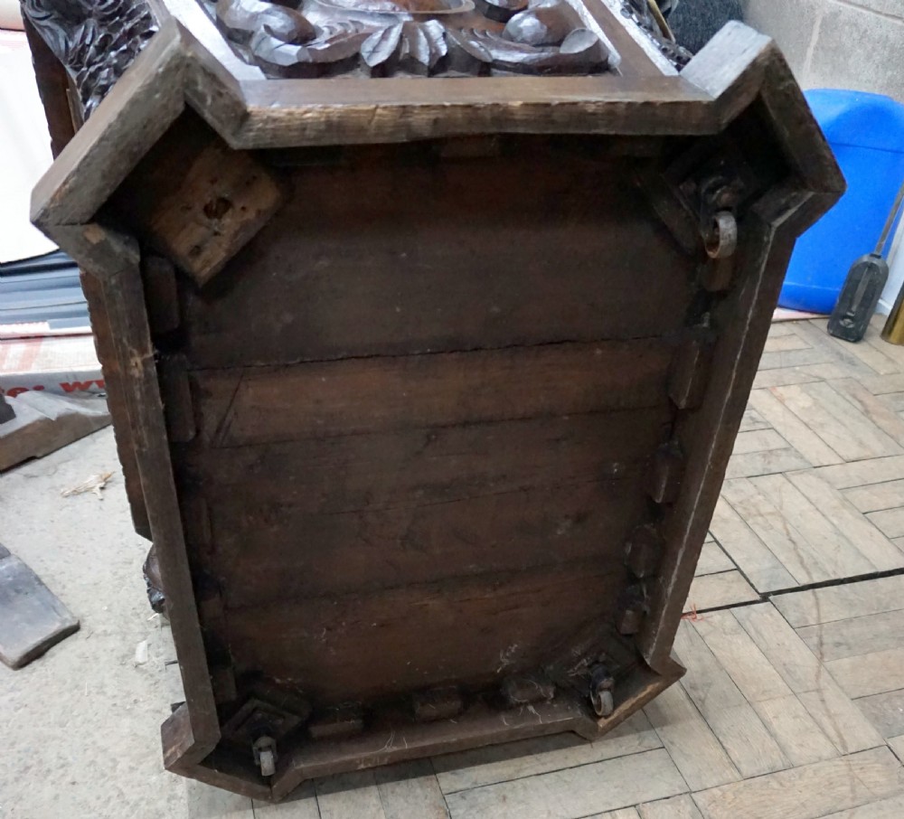 A god rare Victorian 12 bottle cellarette View X
