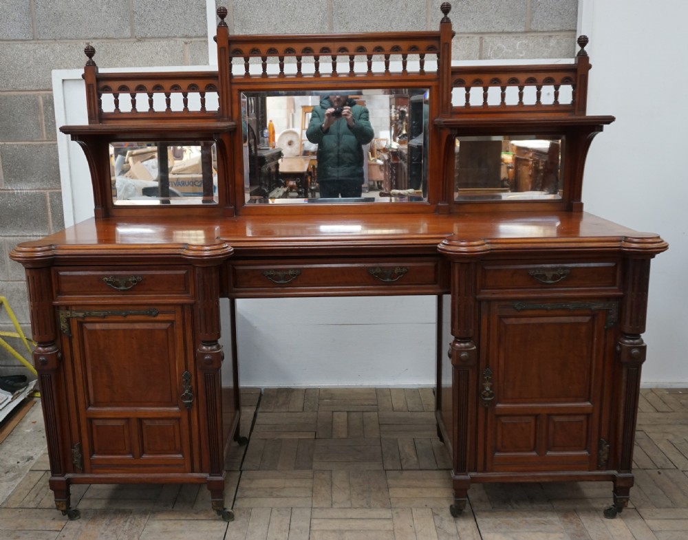 An exceptional quality Victorian mahogany mirror back sideboard