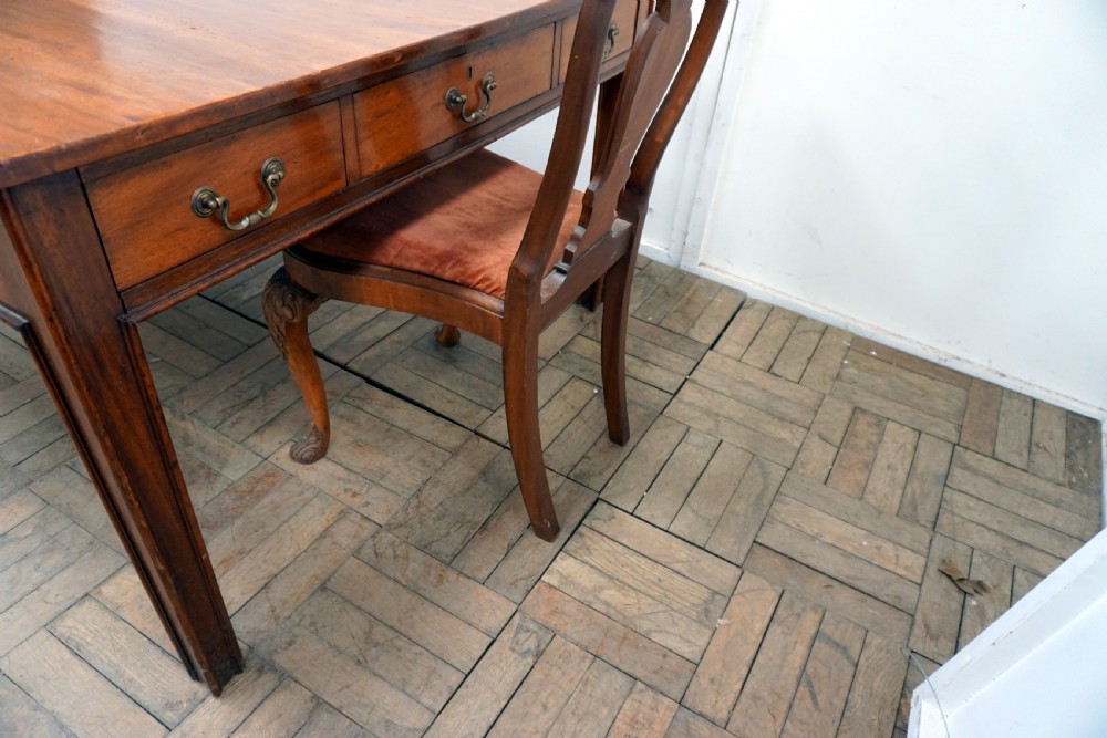 A good impressive mahogany table View VII