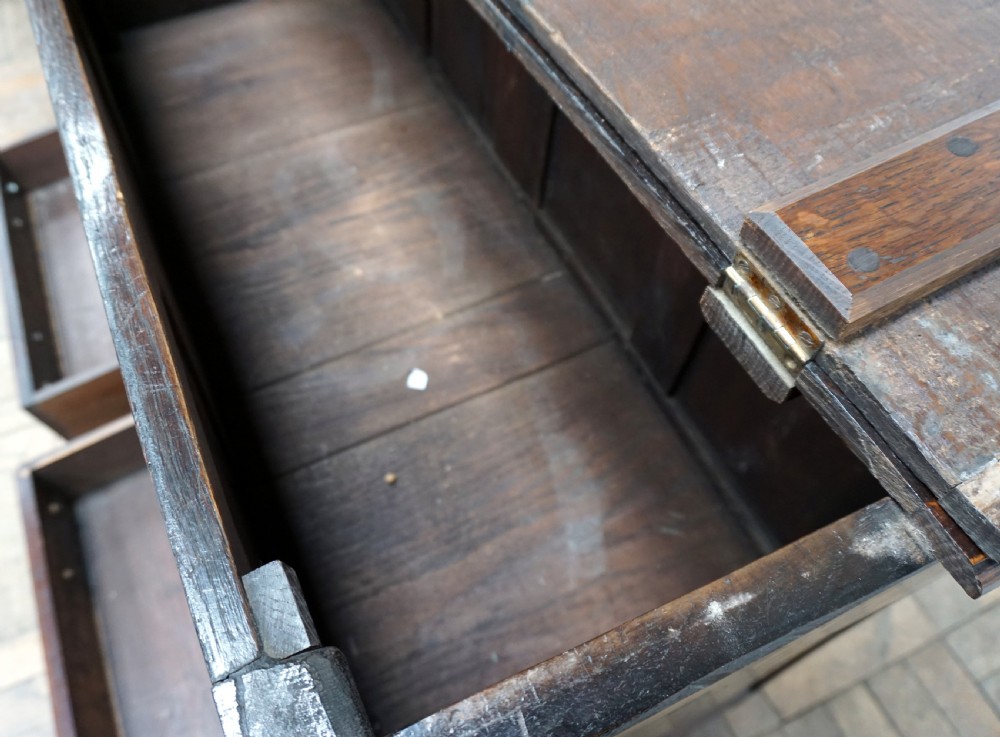 A good original honest oak mule chest  View IX