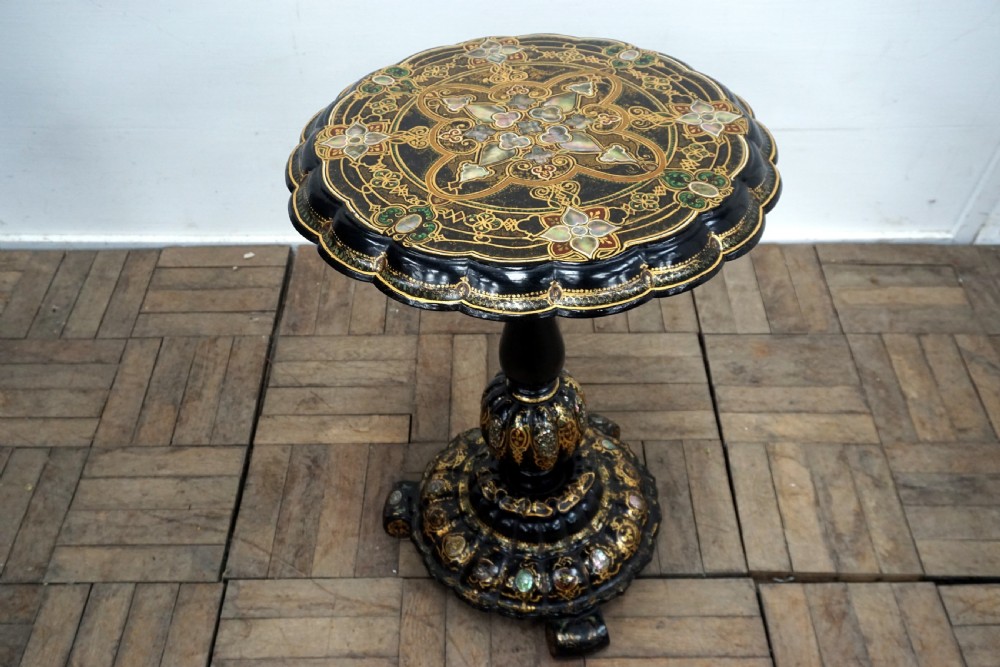 An exceptional Victorian Papier-Mache tilt top table View III