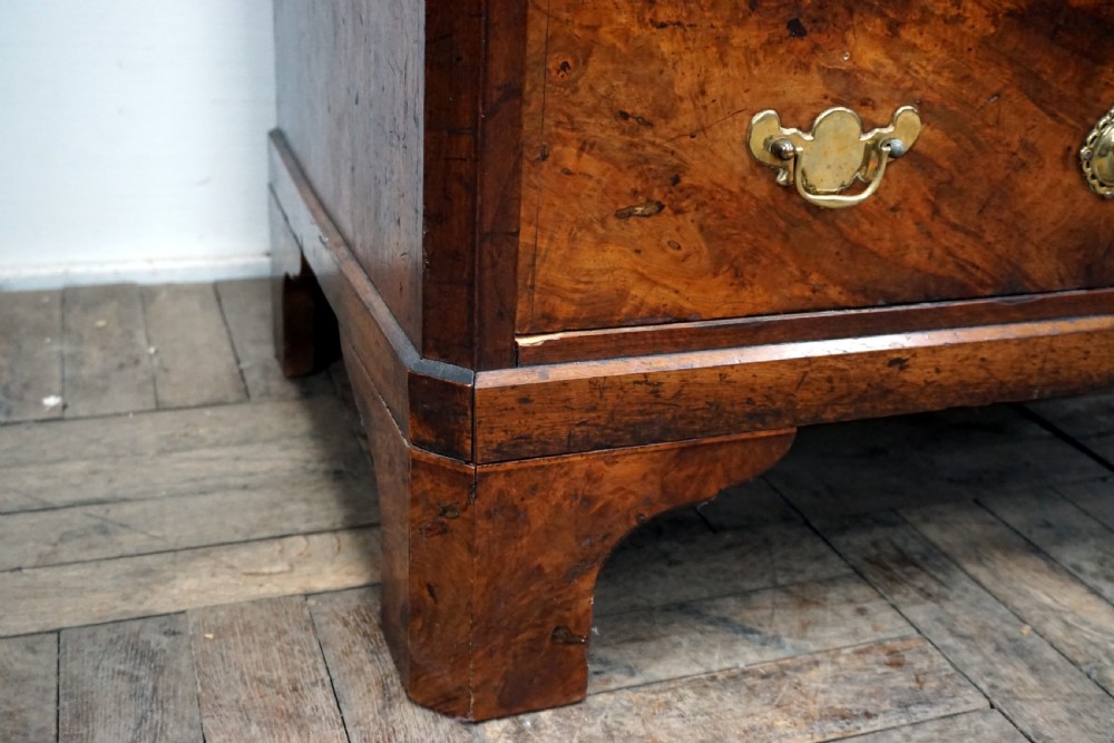 An 18th century walnut chest of drawers  View III