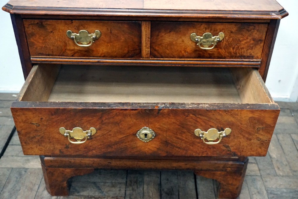 An 18th century walnut chest of drawers  View VI