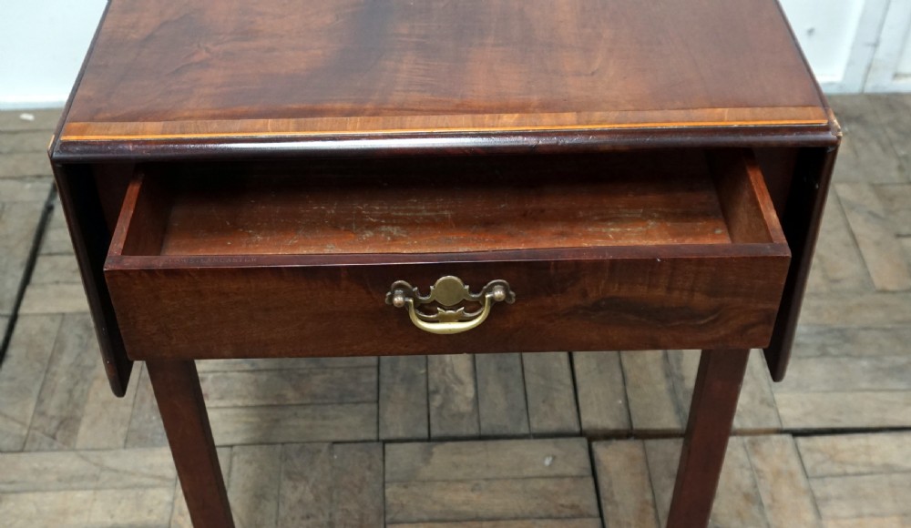 A very rare Georgian Gillows of Lancaster Pembroke table  View IV