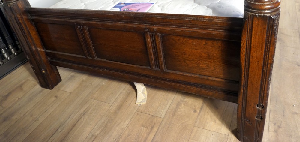 Fantastic solid oak bed recondtituted from period oak panels View V
