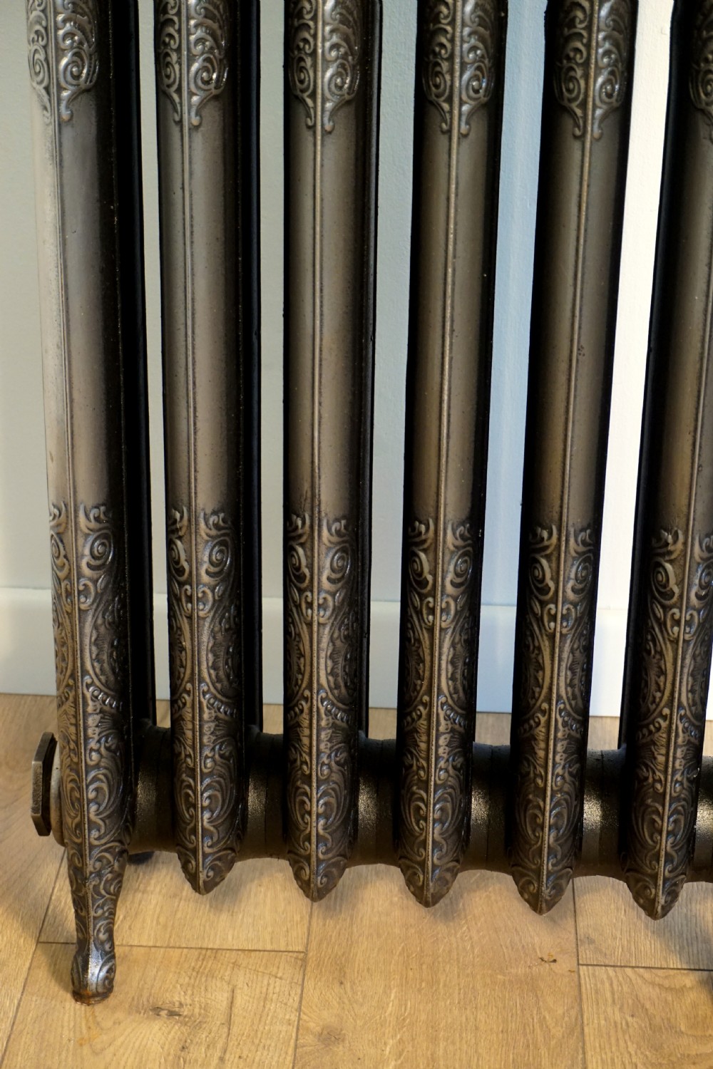 A lovely roccoco, Art Nouveau 7 section 19th century polished cast iron radiator View V