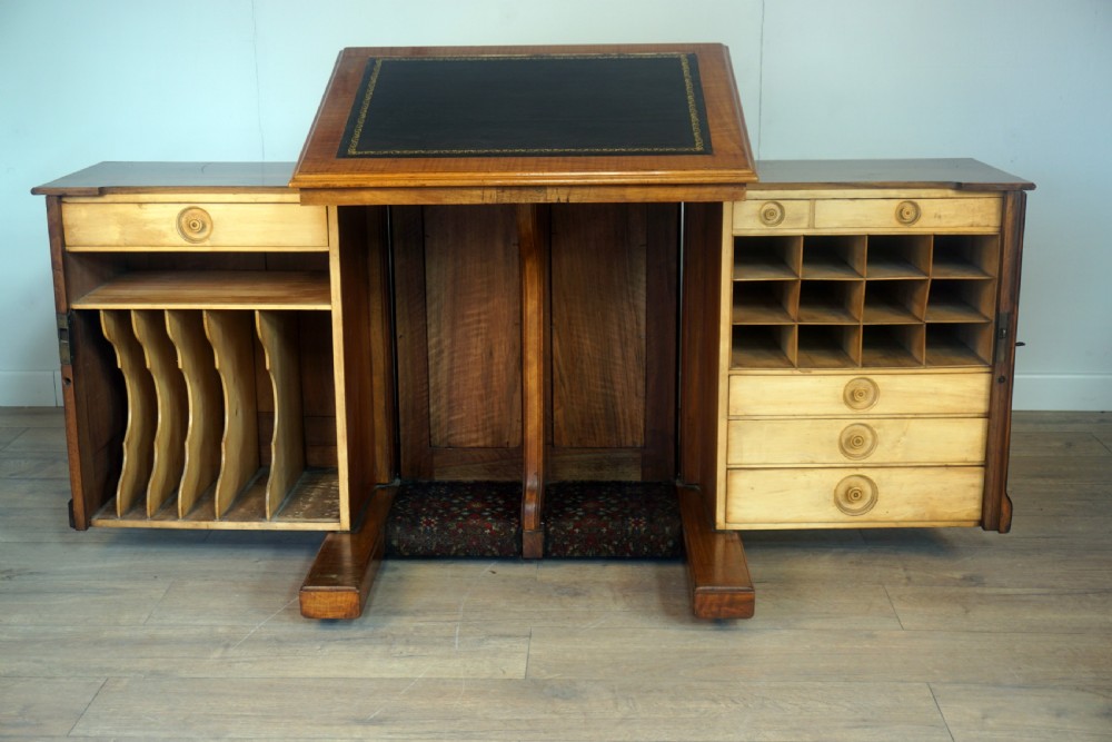 A top quality architects desk by Simpsons of Halifax View VII