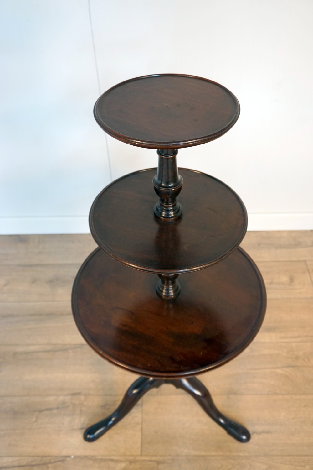 A good original 3 tier mahogany Georgian dumb waiter View II
