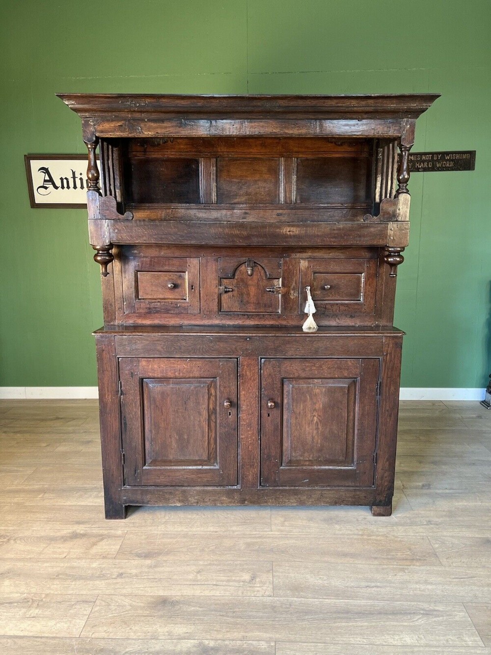 A good original 18th century Welsh tridarm
