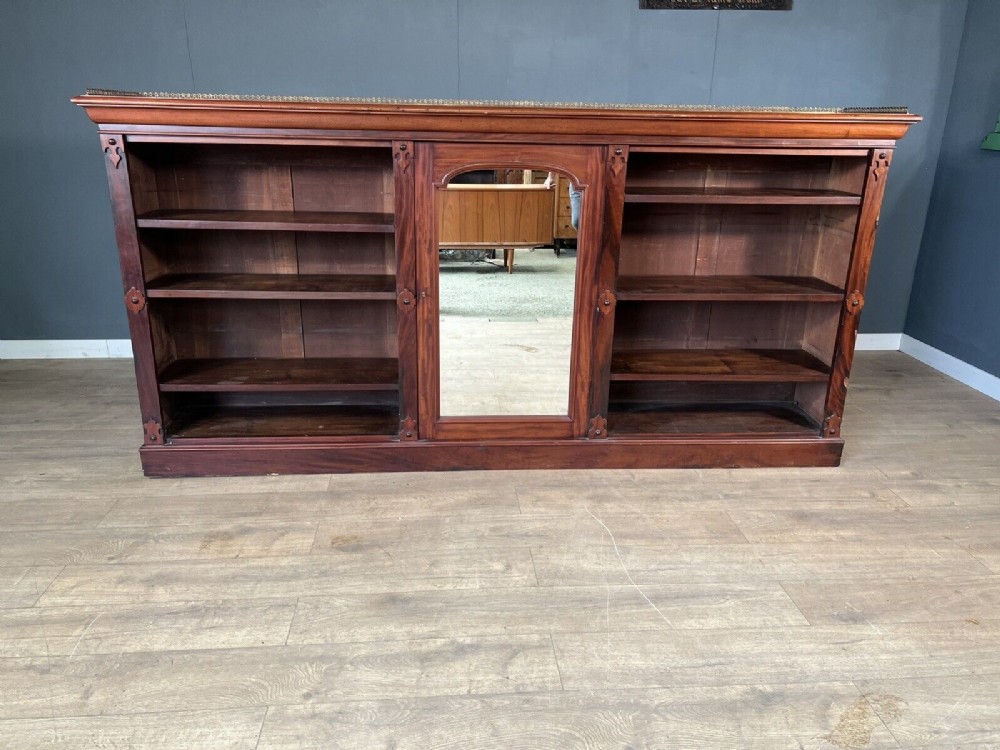 A very good quality mahogany library bookcase