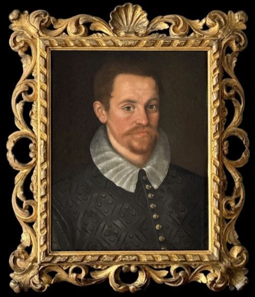 fig 2. An early 17th-century oil portrait on canvas depicting a bearded gentleman wearing a white pleated ruff and a dark patterned doublet.
