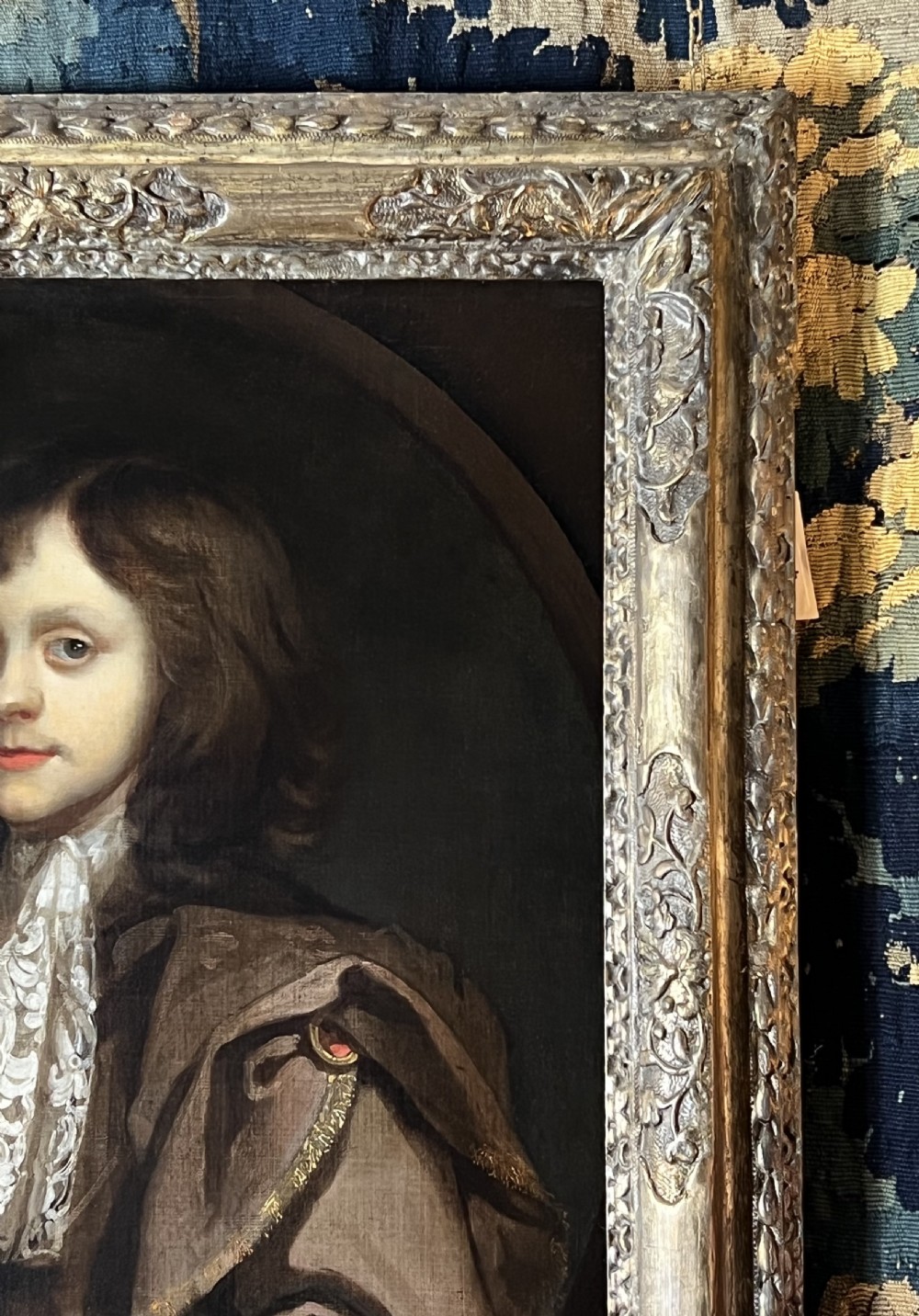 17TH CENTURY OIL ON CANVAS PORTRAIT OF A BOY HOLDING A ROSE - CIRCLE OF SIR PETER LELY (1618-1680) View III