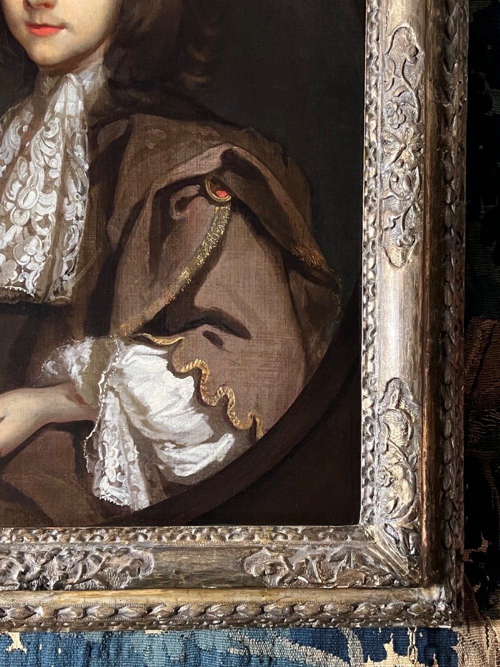 17TH CENTURY OIL ON CANVAS PORTRAIT OF A BOY HOLDING A ROSE - CIRCLE OF SIR PETER LELY (1618-1680) View VII
