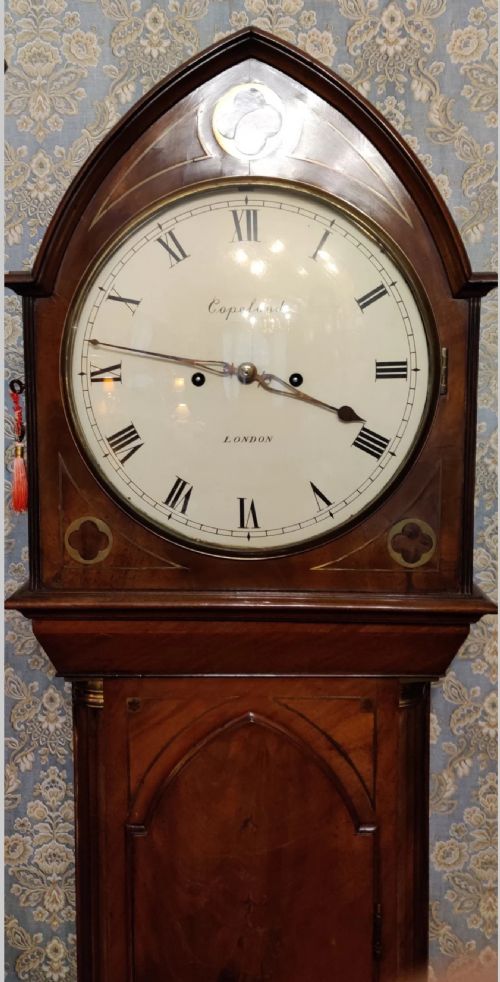 A GEORGIAN LANCET TOPPED BURR MAHOGANY LONGCASE CLOCK CIRCA 1810 - ADDITIONAL PHOTO 1