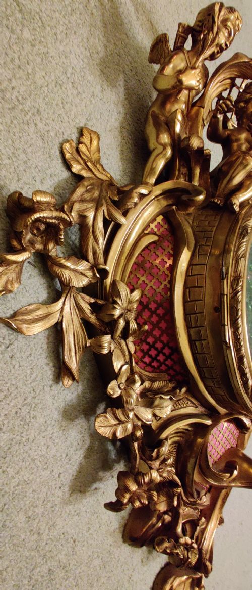 A MAGNIFICENT VERY LARGE 19TH CENTURY GILT BRONZE FRENCH ROCOCO CARTEL WALL CLOCK OF HIGH QUALITY - ADDITIONAL PHOTO 4