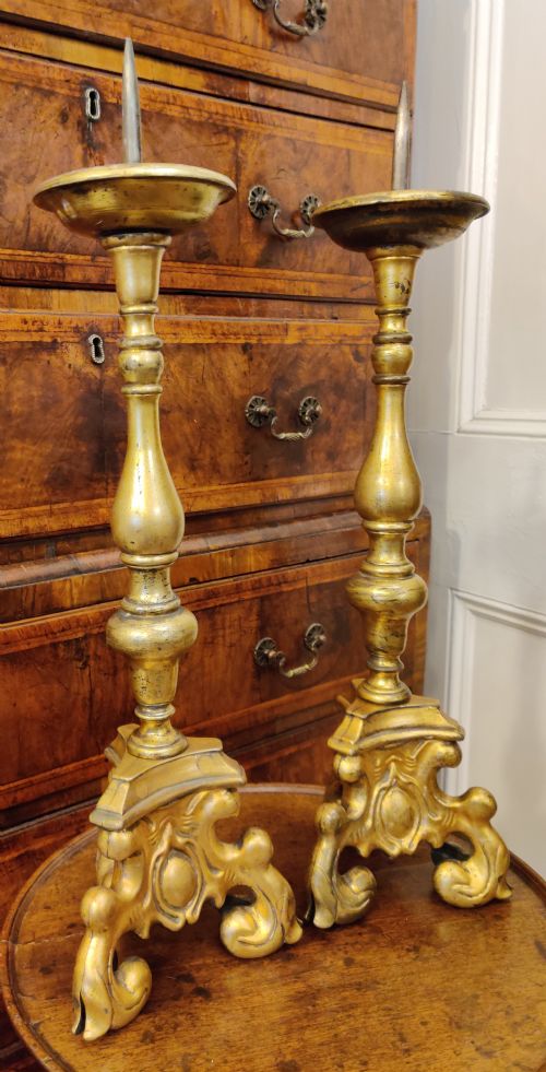 PAIR OF GILT BRONZE PRICKET CANDLESTICKS LATE 17TH CENTURY SOUTHNETHERLANDS - ADDITIONAL PHOTO 3