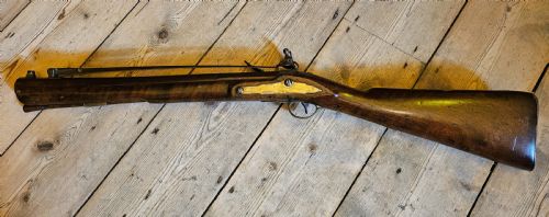 FLINTLOCK BLUNDERBUSS FITTED WITH A FOLDING BAYONET CIRCA 1780 - ADDITIONAL PHOTO 1