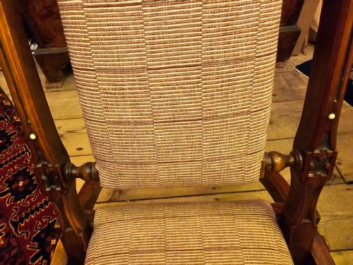 A RARE WALNUT FOLDING CAMPAIGN CHAIR IN EXCELLENT CONDITION 19TH CENTURY WITH PIERCED CARVED CREST RAIL FLUTING AND BONE BUTTON DECORATIONS - ADDITIONAL PHOTO 14