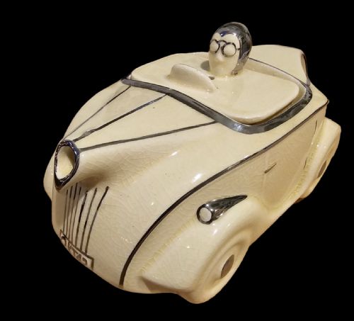 Vintage 1930s Sadler Racing Car Teapot Ok T42. With Registration Number.