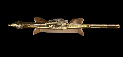 OTTOMAN MIQUELET RAT TAILED BELT PISTOL EARLY 19TH CENTURY BALKAN EMBOSSED BRASS CLAD PIRATE PISTOL CIRCA 1805 - ADDITIONAL PHOTO 25
