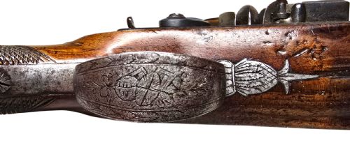 A GEORGIAN BRITISH FLINTLOCK POCKET PISTOL WITH A SHORT OCTAGONAL BARREL SILVER BAND CARTOUCHE NOT HALLMARKED BY SUTHERLAND OF LONDON - ADDITIONAL PHOTO 11