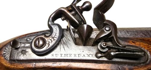 A GEORGIAN BRITISH FLINTLOCK POCKET PISTOL WITH A SHORT OCTAGONAL BARREL SILVER BAND CARTOUCHE NOT HALLMARKED BY SUTHERLAND OF LONDON - ADDITIONAL PHOTO 12