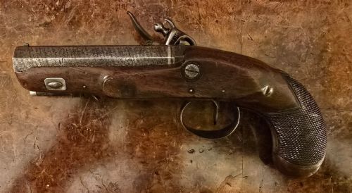 A GEORGIAN BRITISH FLINTLOCK POCKET PISTOL WITH A SHORT OCTAGONAL BARREL SILVER BAND CARTOUCHE NOT HALLMARKED BY SUTHERLAND OF LONDON - ADDITIONAL PHOTO 16