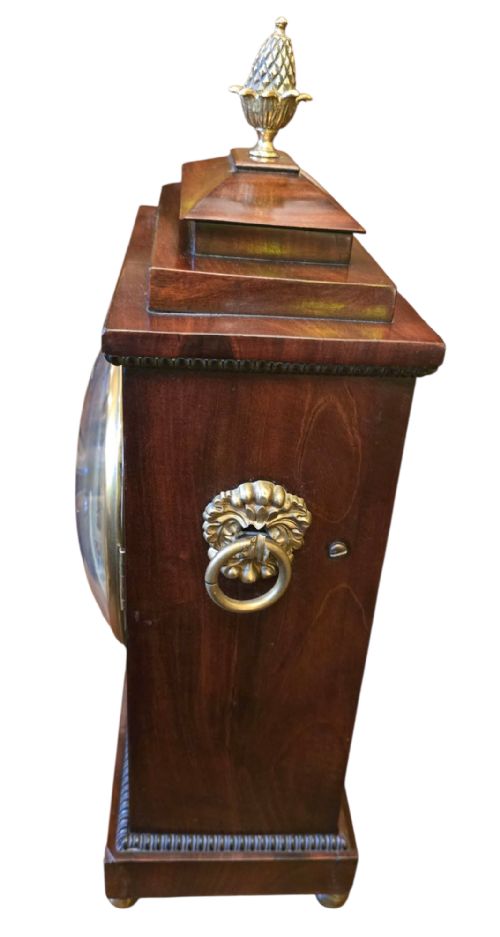 GEORGIAN MAHOGANY CHAMFER TOP BRACKET CLOCK BY TAYLOR OF LONDON - ADDITIONAL PHOTO 9