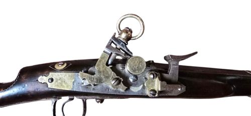 A FINE MOROCCAN SNAPHANCE JEZAIL MUSKET WITH SILVER INLAY DECORATION CIRCA 1889 - ADDITIONAL PHOTO 1