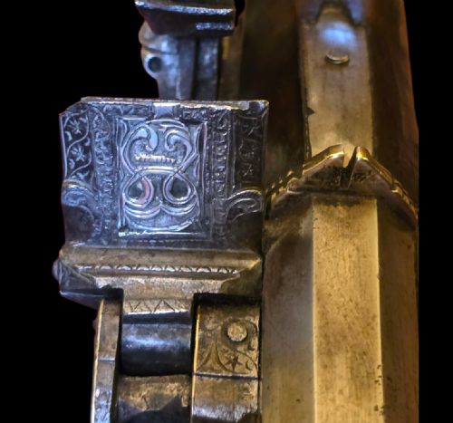 A NORTH AFRICAN OTTOMAN TOELOCK MUSKET ALGERIA LATE 18TH TO EARLY 19TH CENTURY 22BORE A STRIKING EXAMPLE OF AN ALGERIAN TOELOCK LONG GUN REPRESENTATIVE OF NORTH AFRICAN OTTOMAN CRAFTSMANSHIP - ADDITIONAL PHOTO 2