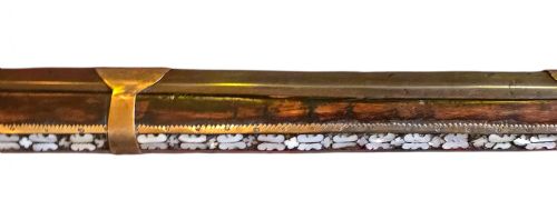 FINE INDO MUSLIM FLINTLOCK MUSKETJEZAIL EXTENSIVELY DECORATED WITH INSET BRASS AND MOTHEROFPEARL INLAY COMPLETE WITH AFGHAN STOCK C17801820 - ADDITIONAL PHOTO 5