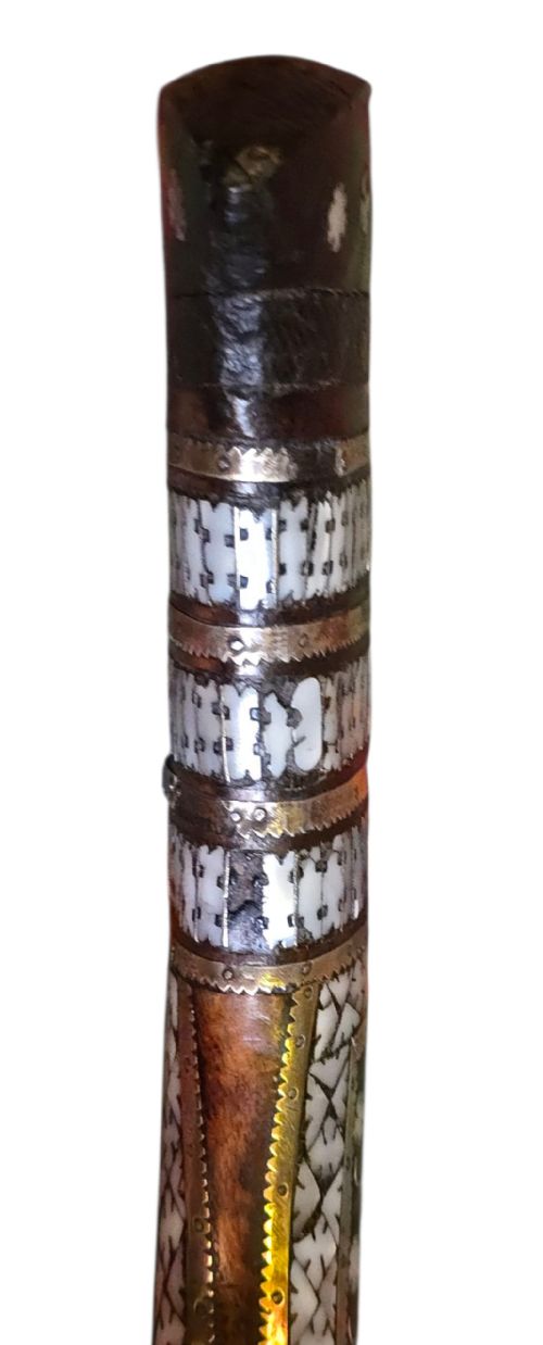 FINE INDO MUSLIM FLINTLOCK MUSKETJEZAIL EXTENSIVELY DECORATED WITH INSET BRASS AND MOTHEROFPEARL INLAY COMPLETE WITH AFGHAN STOCK C17801820 - ADDITIONAL PHOTO 19