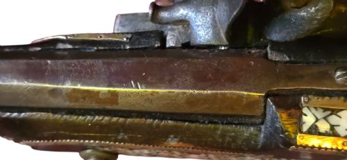 FINE INDO MUSLIM FLINTLOCK MUSKETJEZAIL EXTENSIVELY DECORATED WITH INSET BRASS AND MOTHEROFPEARL INLAY COMPLETE WITH AFGHAN STOCK C17801820 - ADDITIONAL PHOTO 24