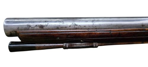FINE GERMAN 18TH C FLINTLOCK HOLSTER PISTOL BY HOFMANN C1750 WITH AN ORNATELY CARVED WALNUT STOCK BRASS LOCKPLATE - ADDITIONAL PHOTO 7