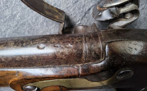 BRITISH TOWER FLINTLOCK PISTOL C17701815 CROWNGR TOWER MARKED LOCK STAMPED BRASHER BRASS FURNITURE WALNUT STOCK WITH PERIOD WEAR FLINTLOCK ACTION IN WORKING ORDER A SOLID NAPOLEONICERA SERVICE PISTOL - ADDITIONAL PHOTO 12
