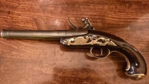 ENGLISH QUEEN ANNE FLINTLOCK TURNOFF PISTOL THOMAS HENSHAW LONDON CIRCA 17201735 - ADDITIONAL PHOTO 6