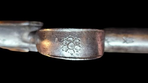 ENGLISH FLINTLOCK POCKET PISTOL JAMES BARBER LONDON SILVER WIRE INLAID CIRCA 17601780 IN THE QUEEN ANNE STYLE WITH CANON BARREL - ADDITIONAL PHOTO 17