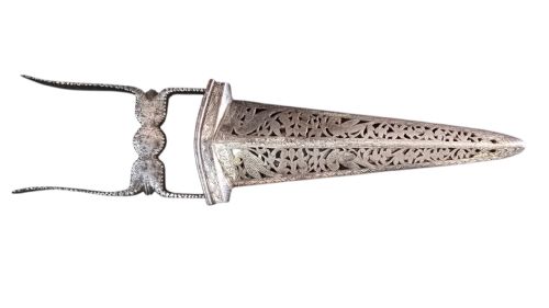 INDIAN STEEL KATAR PUSH DAGGER WITH PIERCED STEEL SHEATH RAJASTHAN SOUTH INDIA LATE 18TH19TH CENTURY - ADDITIONAL PHOTO 5