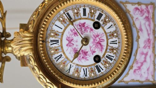 FRENCH GILT BRONZE PORCELAIN MANTEL CLOCK BY JAPY FRRES CIRCA 1870 - ADDITIONAL PHOTO 3