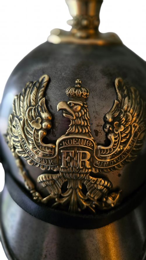 WWI PRUSSIAN STEEL PICKELHAUBE HELMET WITH BRASS FITTINGS CIRCA 19151918 - ADDITIONAL PHOTO 5