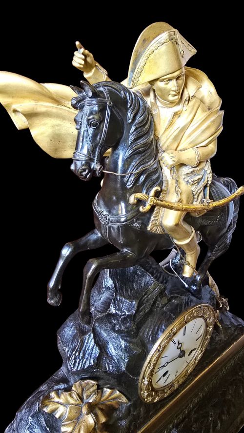 NAPOLEON CROSSING THE ALPS19TH CENTURY FRENCH GILT AND PATINATED BRONZE MANTEL CLOCK - ADDITIONAL PHOTO 3