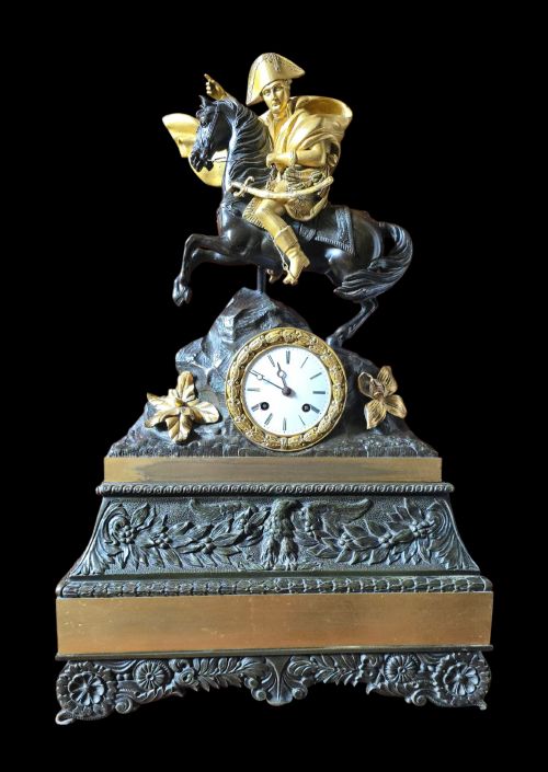 NAPOLEON CROSSING THE ALPS19TH CENTURY FRENCH GILT AND PATINATED BRONZE MANTEL CLOCK - ADDITIONAL PHOTO 12