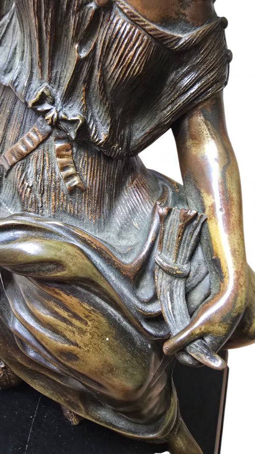 FRENCH PATINATED BRONZE FIGURE OF DEMETER CERES19TH CENTURY WITH SICKLE A SEATED CLASSICAL GODDESS - ADDITIONAL PHOTO 6