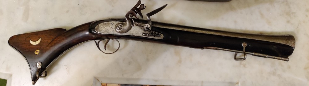 A rare 19th century Ottoman Turkish flintlock blunderbuss of quite short proportions. View III