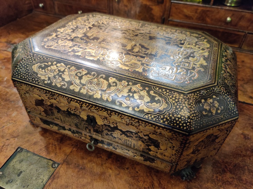REGENCY LACQUERED CHINOISERIE SEWING Box, from the Qing Dynasty. Circa 1825. 